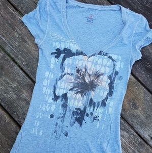 🌻4 for $20🌻 American Eagle V-neck Graphic Tee